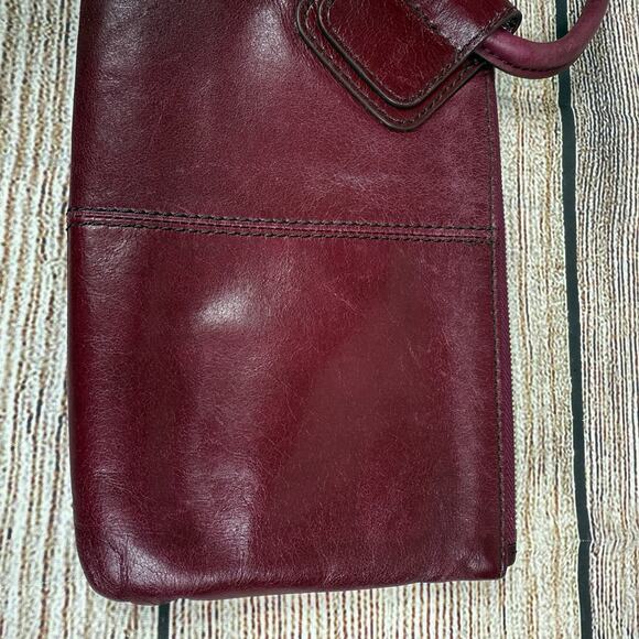 Hobo International Sable Red Maroon 100% Leather Wristlet Ring Clutch Boho - Picture 10 of 12